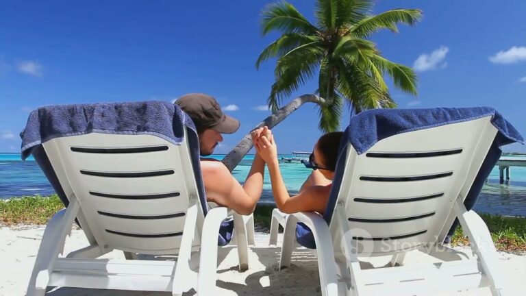 TOP 5 BEST! PLACES TO VISIT IN THE CARIBBEAN 2025!