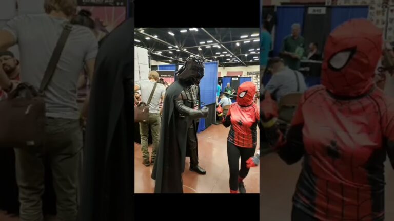 Comic Con 2022 #spidergirl #spidey #spiderman #williamshatner #startrek #cosplay #spidermannowayhome